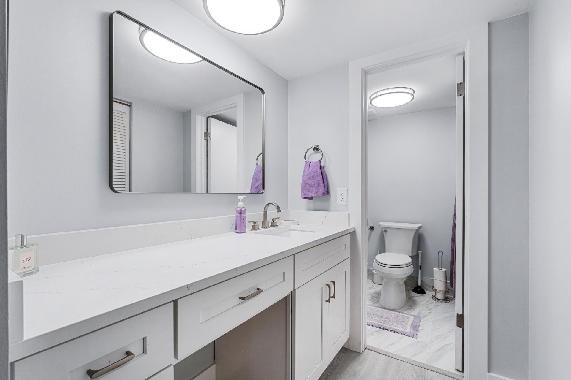 630 Ocean Drive, Unit 410, Juno Beach, FL 33408 Photo