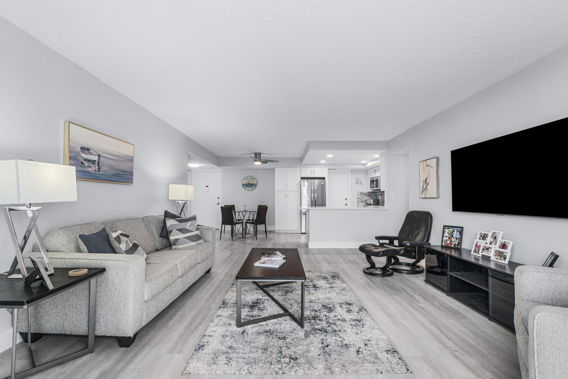 630 Ocean Drive, Unit 410, Juno Beach, FL 33408 Photo