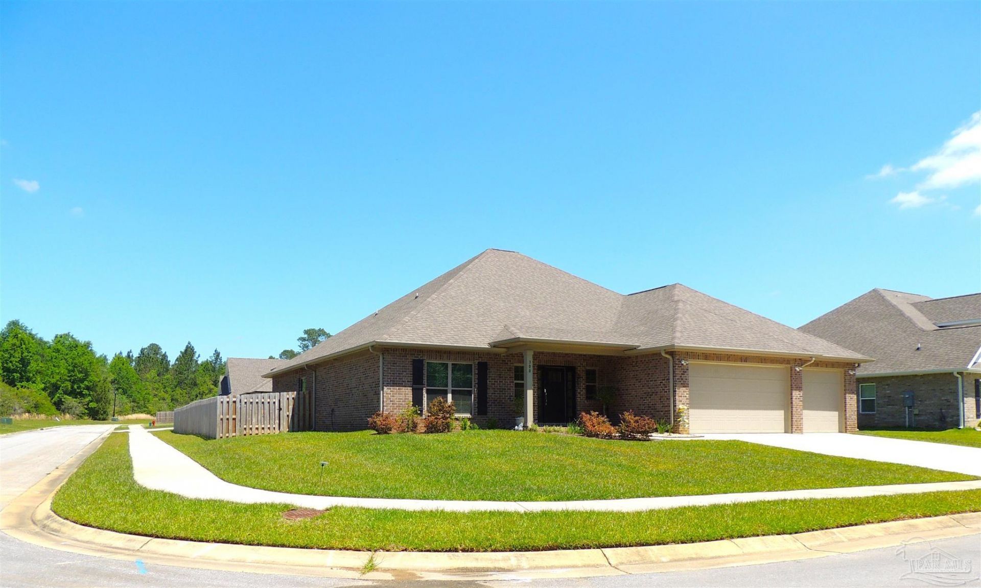 300 Charlton St, Cantonment, FL 32533 Main Photo