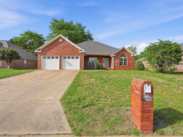 3660 Irby Dr, Conway, AR 72034