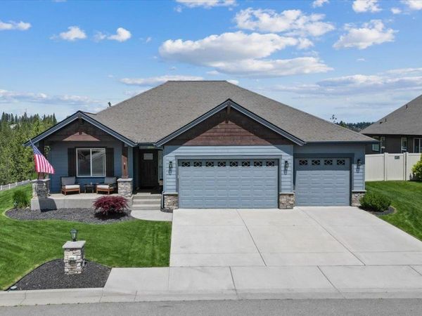 696 W Basalt Ridge Dr, Spokane, WA 99224