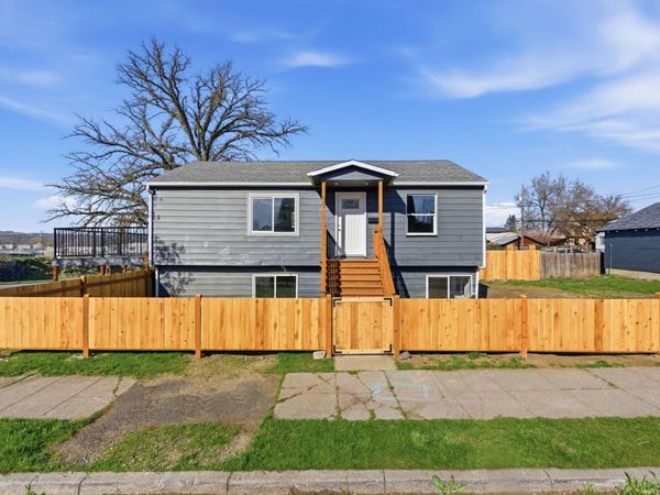 1511 N Walnut St, Spokane, WA 99201