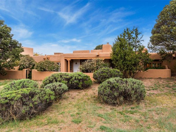 3101 Old Pecos Trail, Unit 424, Santa Fe, NM 87505