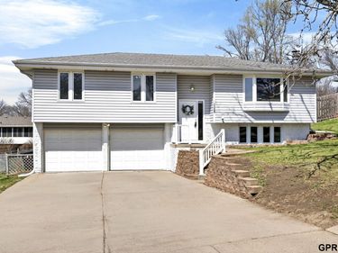 11668 Sunburst Street, Omaha, NE 68164