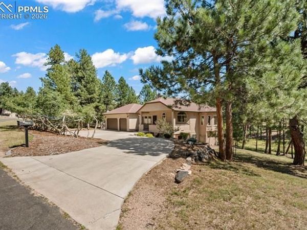 7524 Engineers Court, Larkspur, CO 80118
