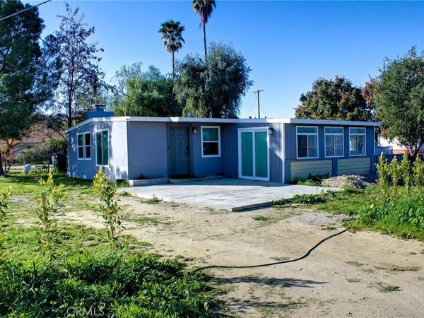 26917 Yale St, Hemet, CA 92544