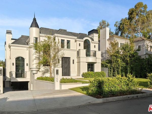 155 N Anita Avenue, Los Angeles, CA 90049