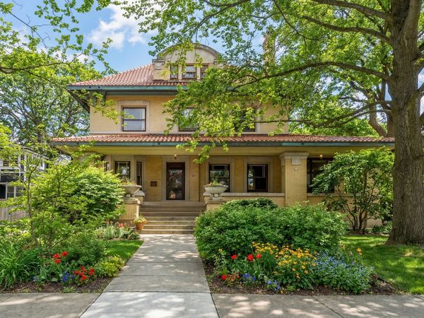 1117 Forest Avenue , Evanston, IL 60202