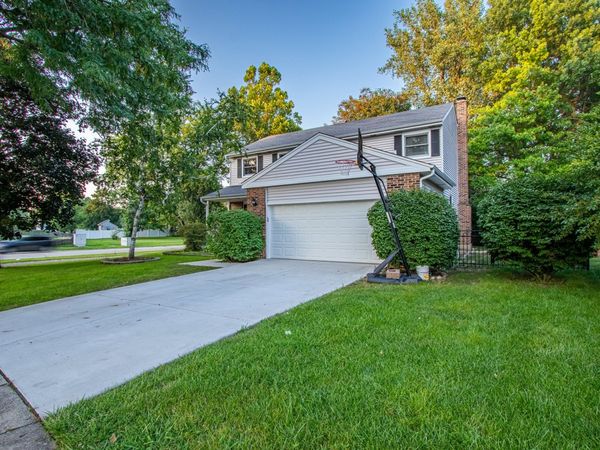 1201 Pinetree Lane , Bartlett, IL 60103