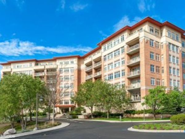 40 PRAIRIE PARK Drive , Unit 608, Wheeling, IL 60090