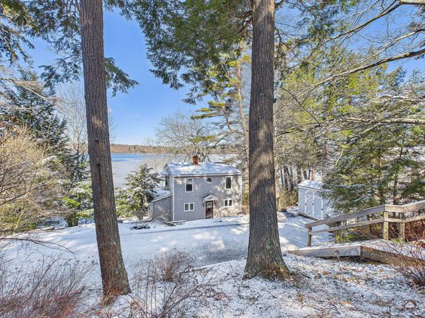 956 Memorial Drive, Winthrop, ME 04364