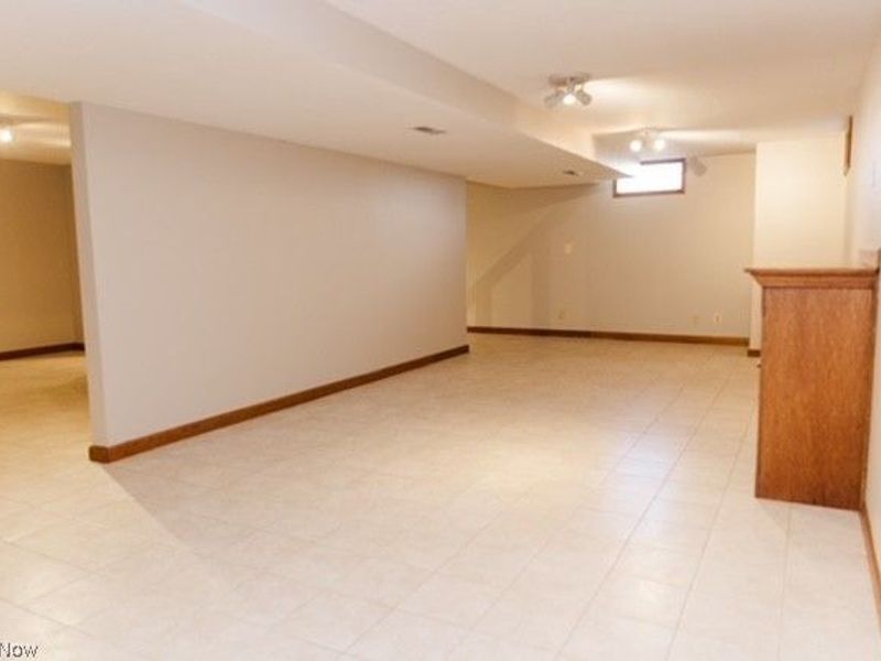 3069 W Castle Circle NW, Massillon, OH 44647 Photo 16