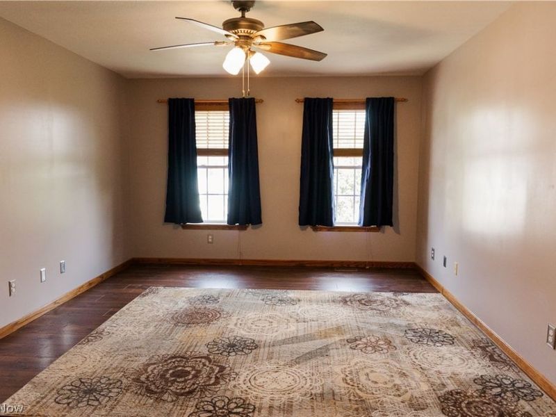 3069 W Castle Circle NW, Massillon, OH 44647 Photo 9