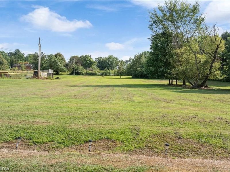 Fortuna Drive, Akron, OH 44312 Photo 2