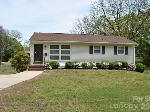 909 Timberlane Drive, Mount Holly, NC 28120