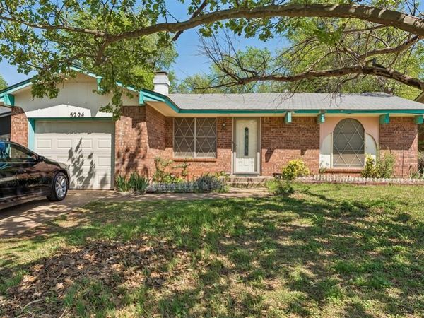 5224 S Briarwood Drive, Oklahoma City, OK 73135