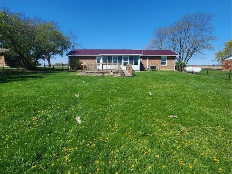 1262 Surface Road, Eaton, OH 45320 Photo 4