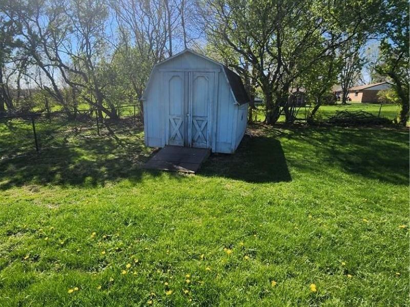 1262 Surface Road, Eaton, OH 45320 Photo 9