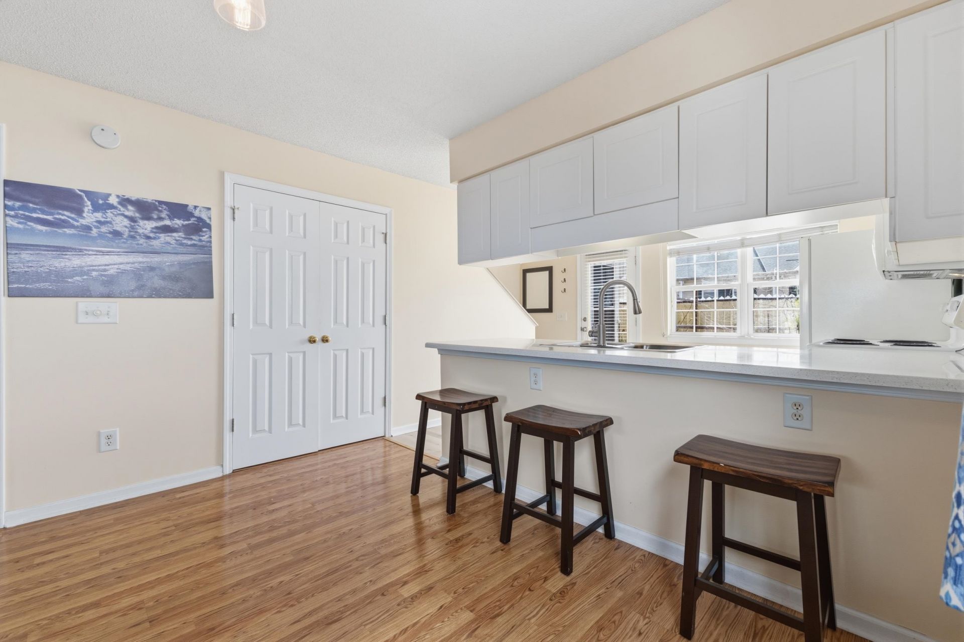 618 3rd Ave. S Photo 13