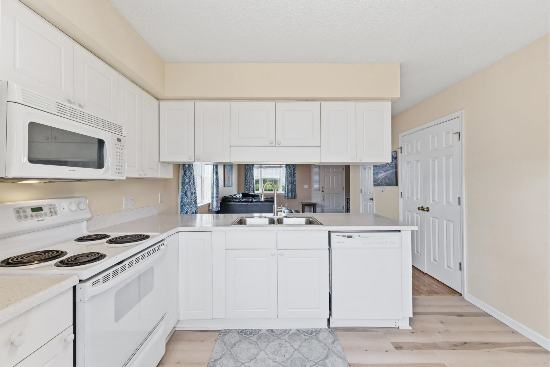 618 3rd Ave. S Photo 17