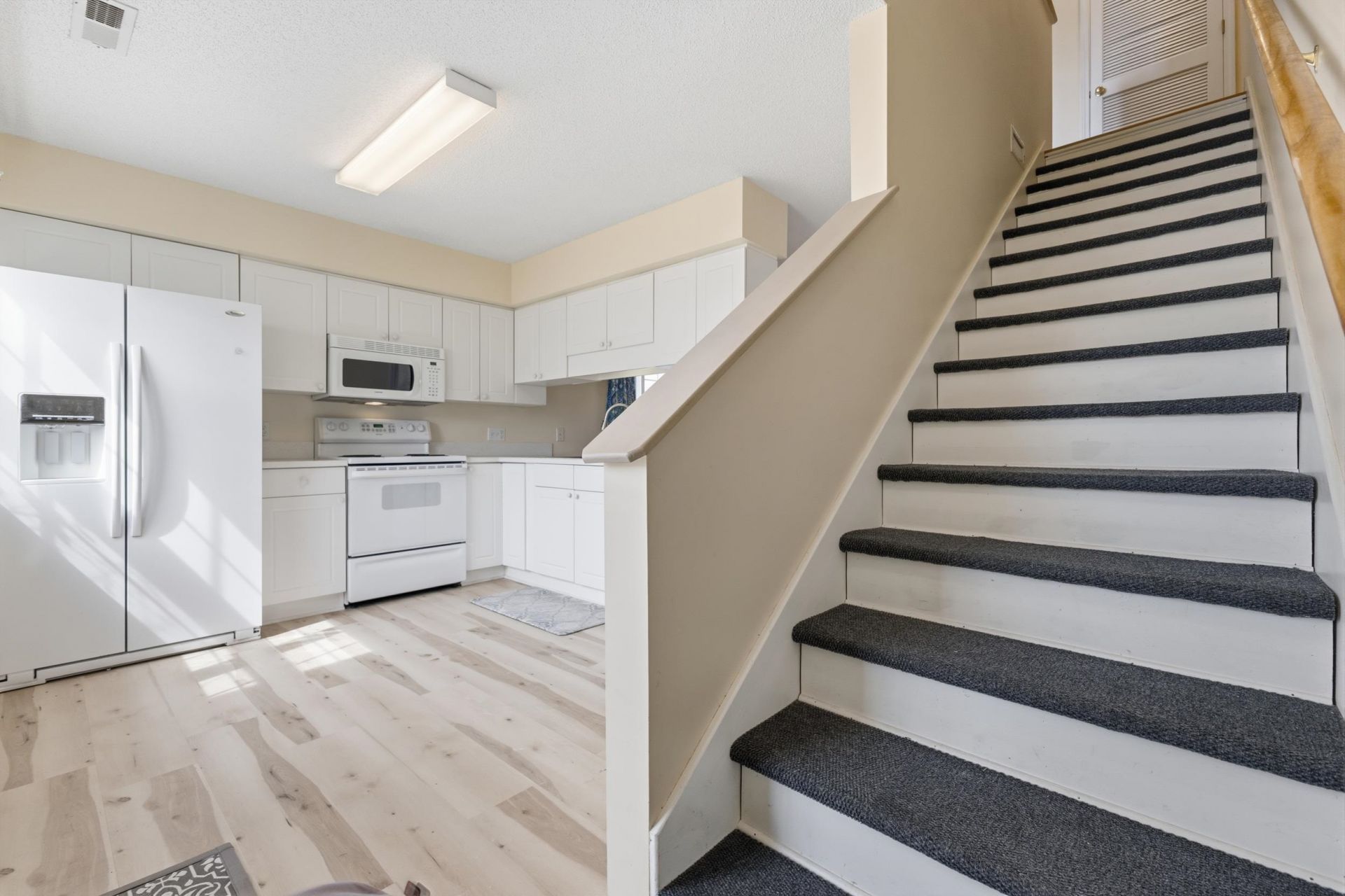 618 3rd Ave. S Photo 18