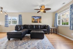 618 3rd Ave. S photo 4