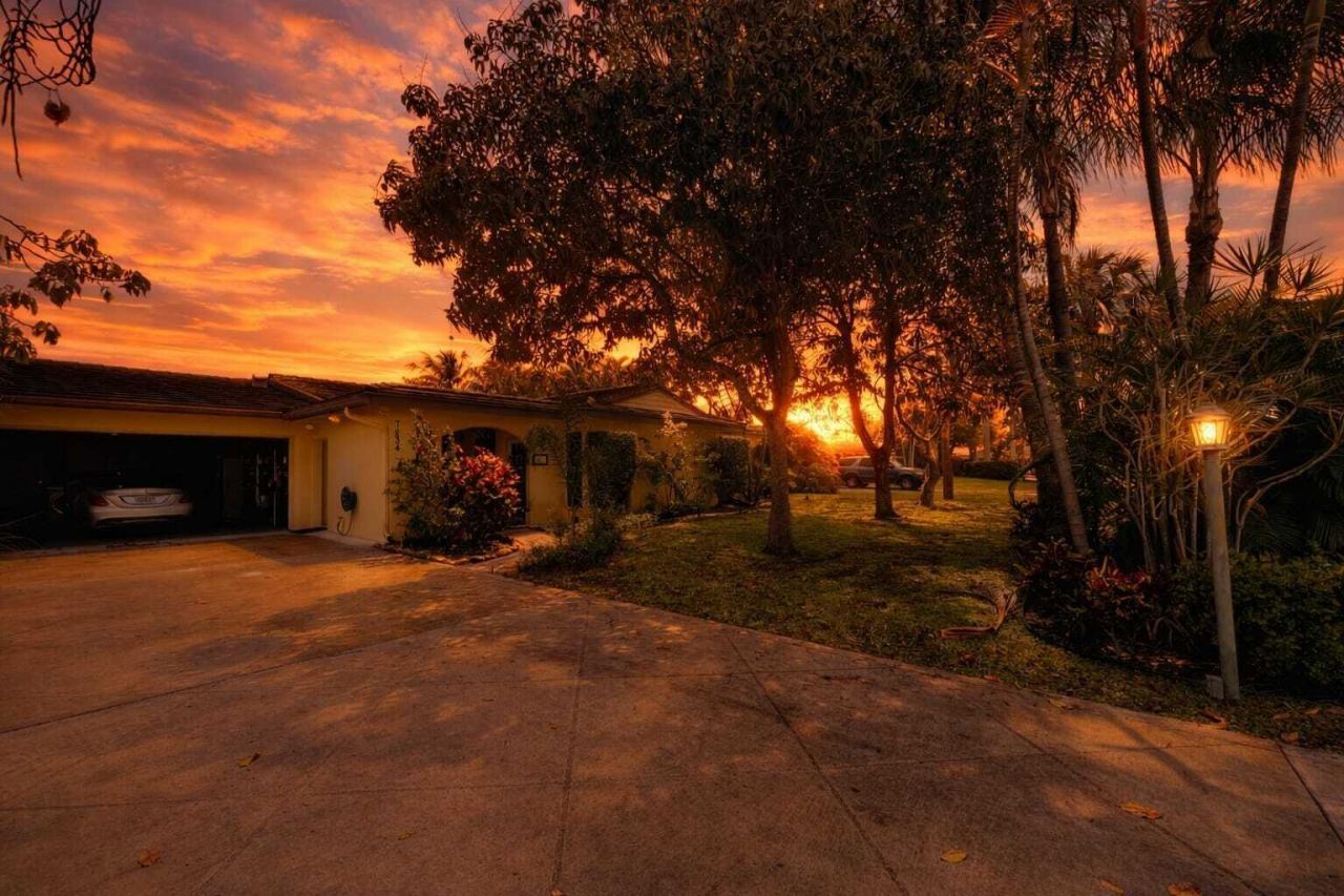 7834 Edgewater Drive, Lake Clarke Shores, FL 33406 Photo