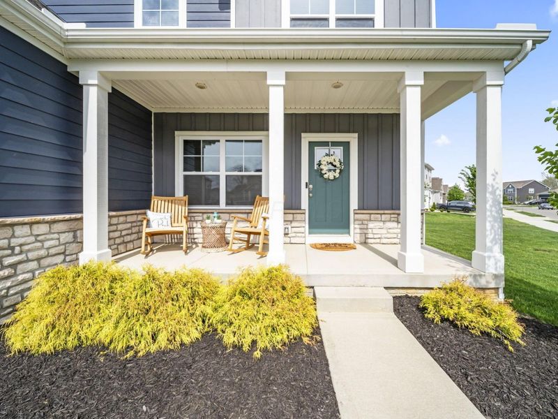 194 Deanscroft Drive, Pickerington, OH 43147 Photo 4