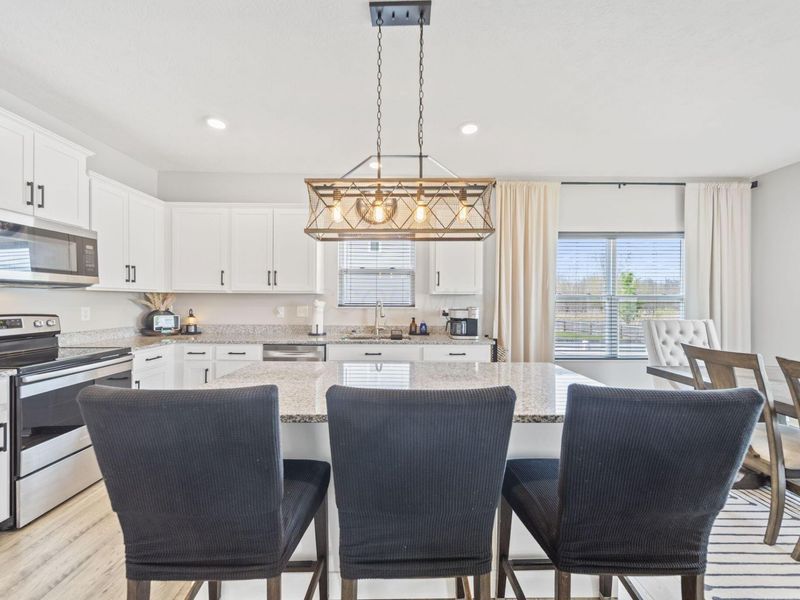 194 Deanscroft Drive, Pickerington, OH 43147 Photo 9