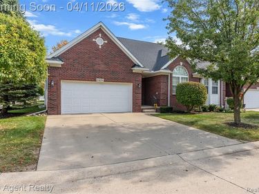 44258 Constellation Drive, Sterling Heights, MI 48314