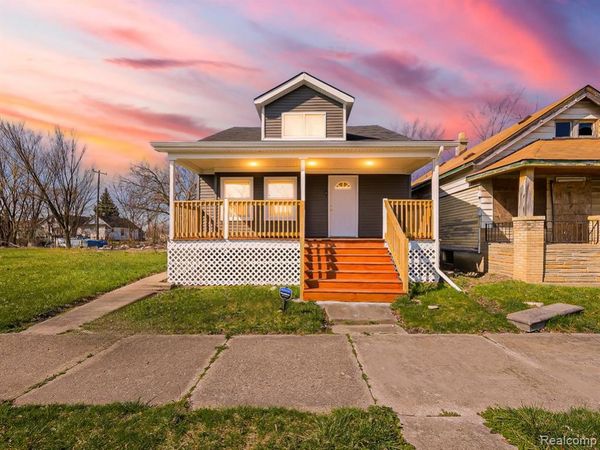 3811 Manistique Street, Detroit, MI 48215