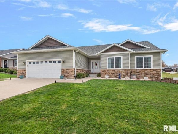 47 Plover Drive, Chatham, IL 62629