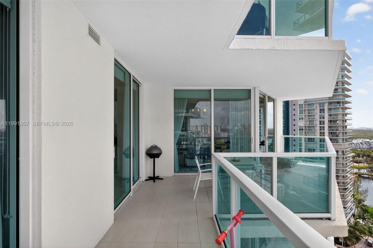 250 Sunny Isles Blvd , Unit 3-1804, Sunny Isles Beach, FL 33160 Photo