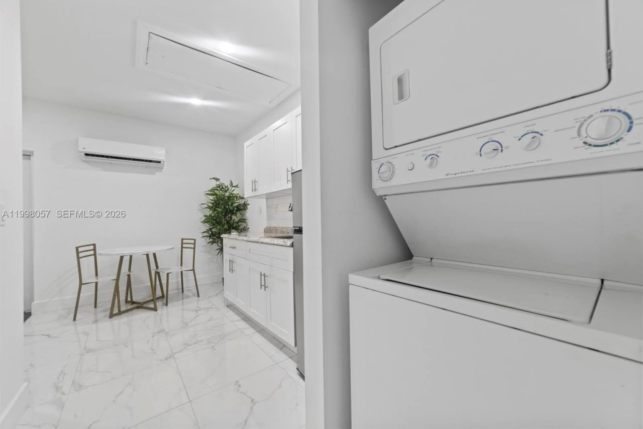 Please Call For Address, Miami, FL 33175 Photo