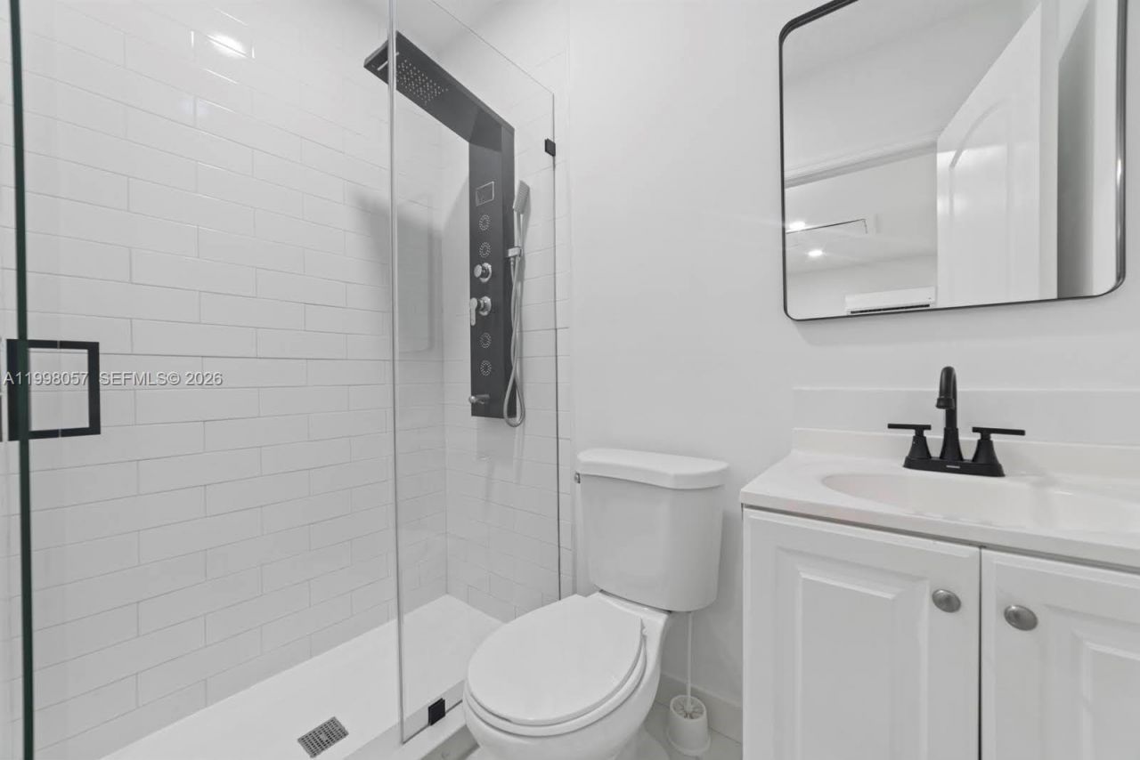 Please Call For Address, Miami, FL 33175 Photo