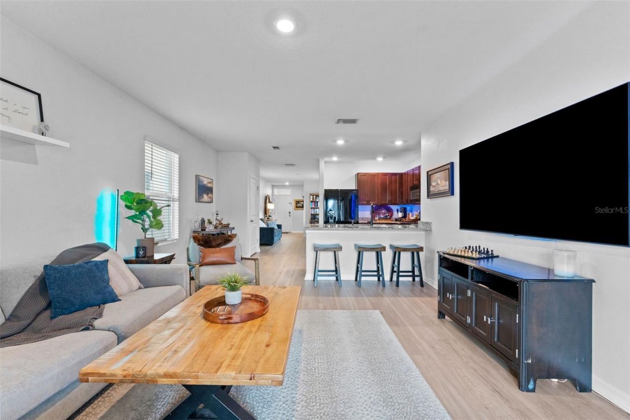 10918 Trailing Vine Drive, Tampa, FL 33610 Photo