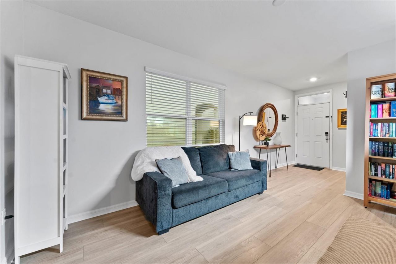 10918 Trailing Vine Drive, Tampa, FL 33610 Photo