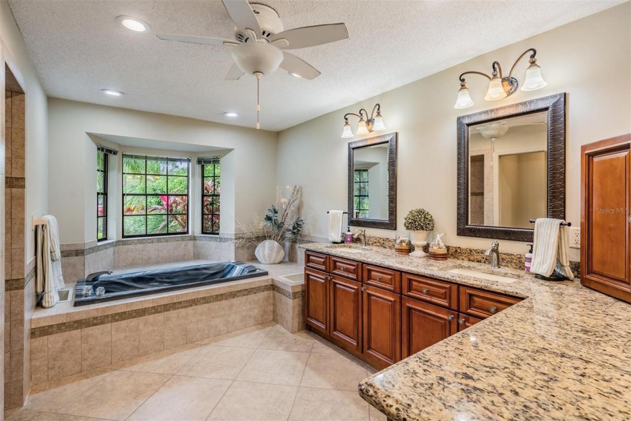 3428 Valley Ranch Drive, Lutz, FL 33548 Photo