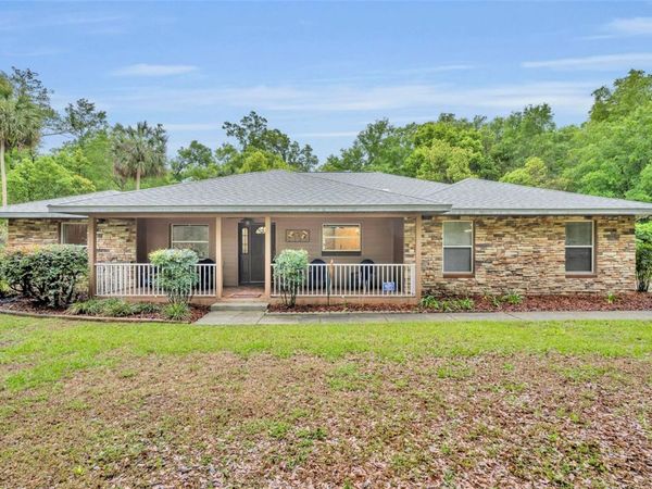 1640 STRATHCONA AVENUE , DELAND, FL 32720