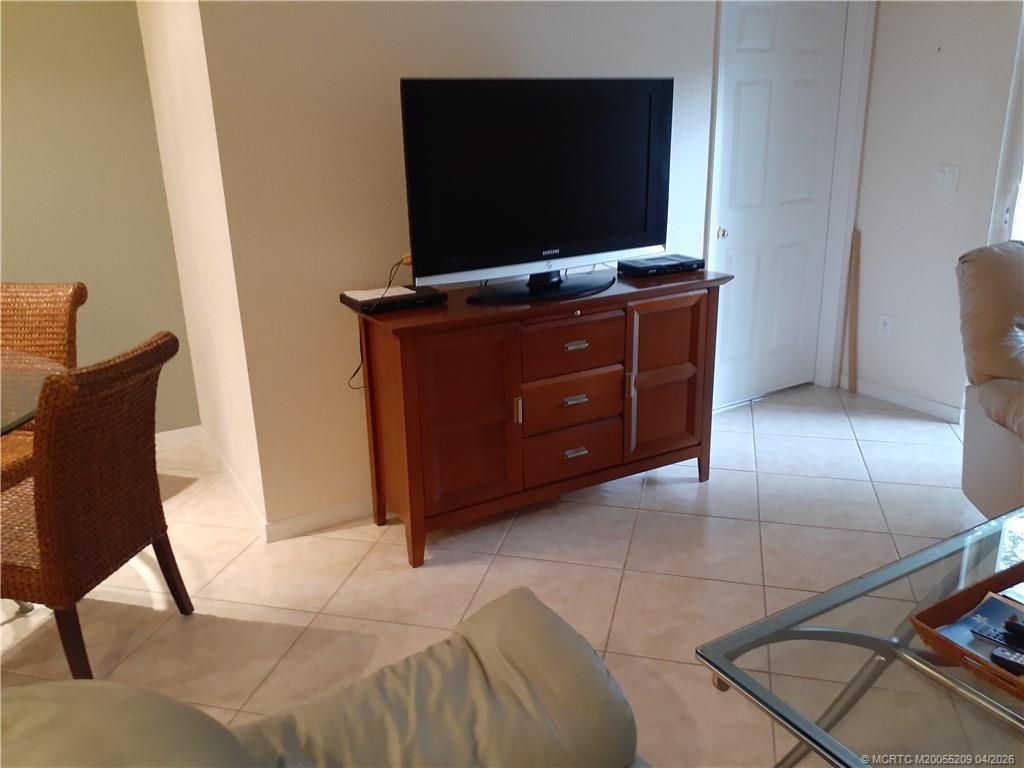 1571 SE Hampshire Way, Unit 104, Stuart, FL 34994 Photo