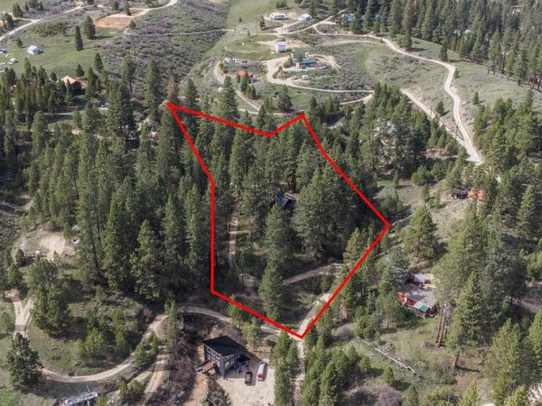 6 Rattlesnake Rd, Boise, ID 83716