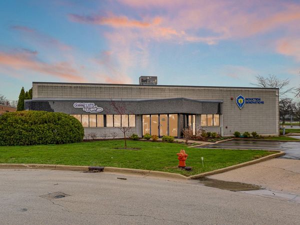 1175 Jansen Farm Court , Elgin, IL 60123