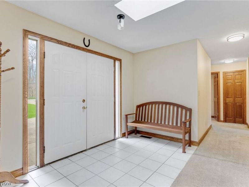 17500 Alexander Road, Walton Hills, OH 44146 Photo 2