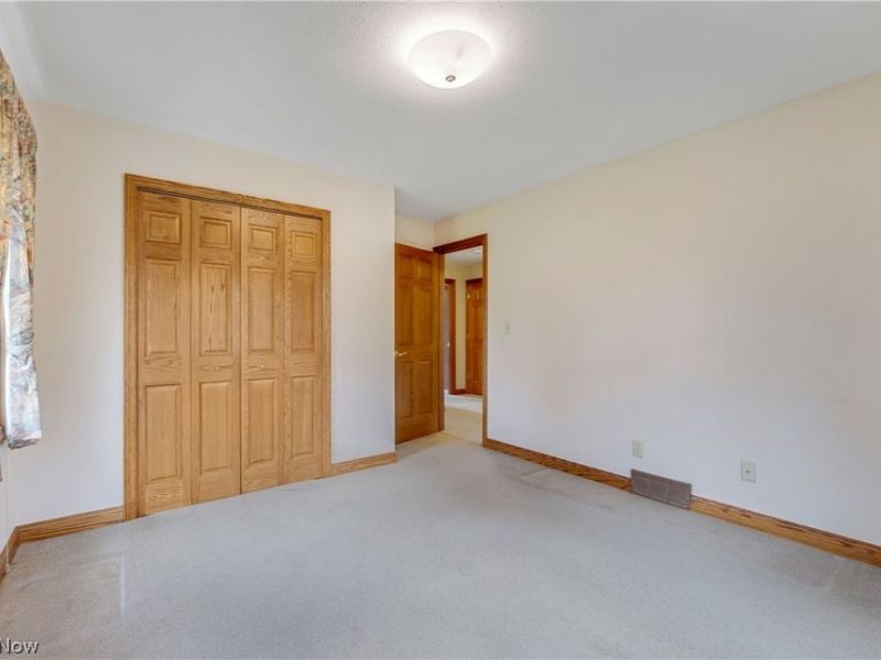 17500 Alexander Road, Walton Hills, OH 44146 Photo 25