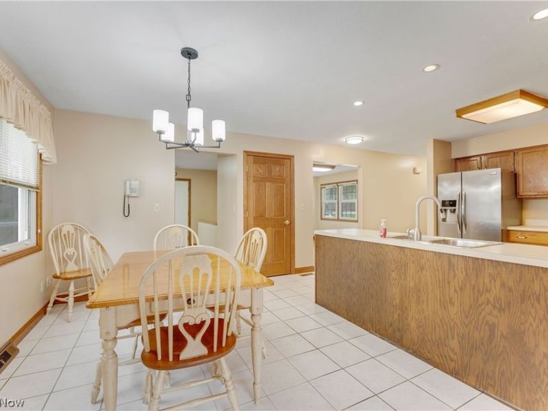 17500 Alexander Road, Walton Hills, OH 44146 Photo 9