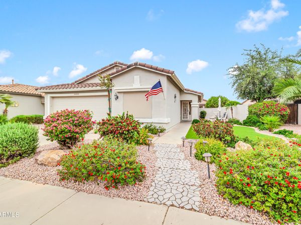 4684 E WALNUT Road, Gilbert, AZ 85298