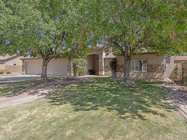 24039 N 82ND Avenue, Peoria, AZ 85383