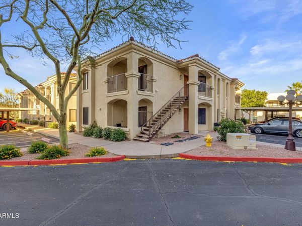 16715 E EL LAGO Boulevard, Unit 205, Fountain Hills, AZ 85268