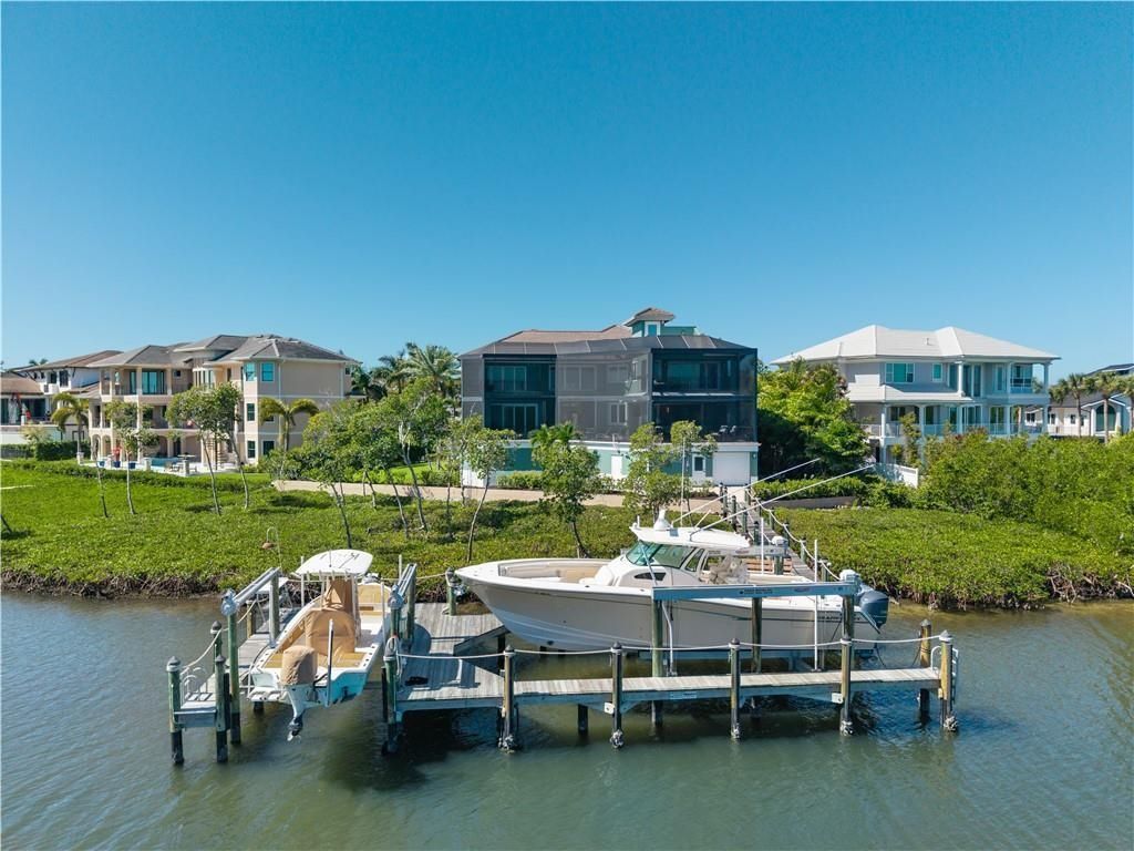 17049 Marina Cove Ln, Fort Myers, FL 33908 Photo