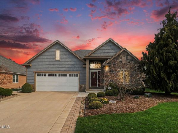 7450 Hickory Valley Drive, Maumee, OH 43537